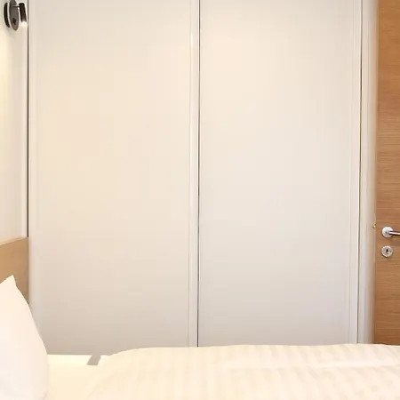 605 Ski-in Location - Mountain View & Garage For 2-4 Guests - Olimpijska Kuca 3* Jahorina